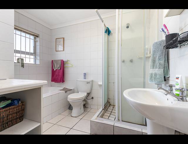 1 BEDROOM APARTMENT FOR SALE IN PARKLANDS